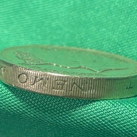 1989 ELIZABETH II ONE POUND ERROR COIN Kims UPSIDE TEXT! V.G. Condition - Picture 7 of 7